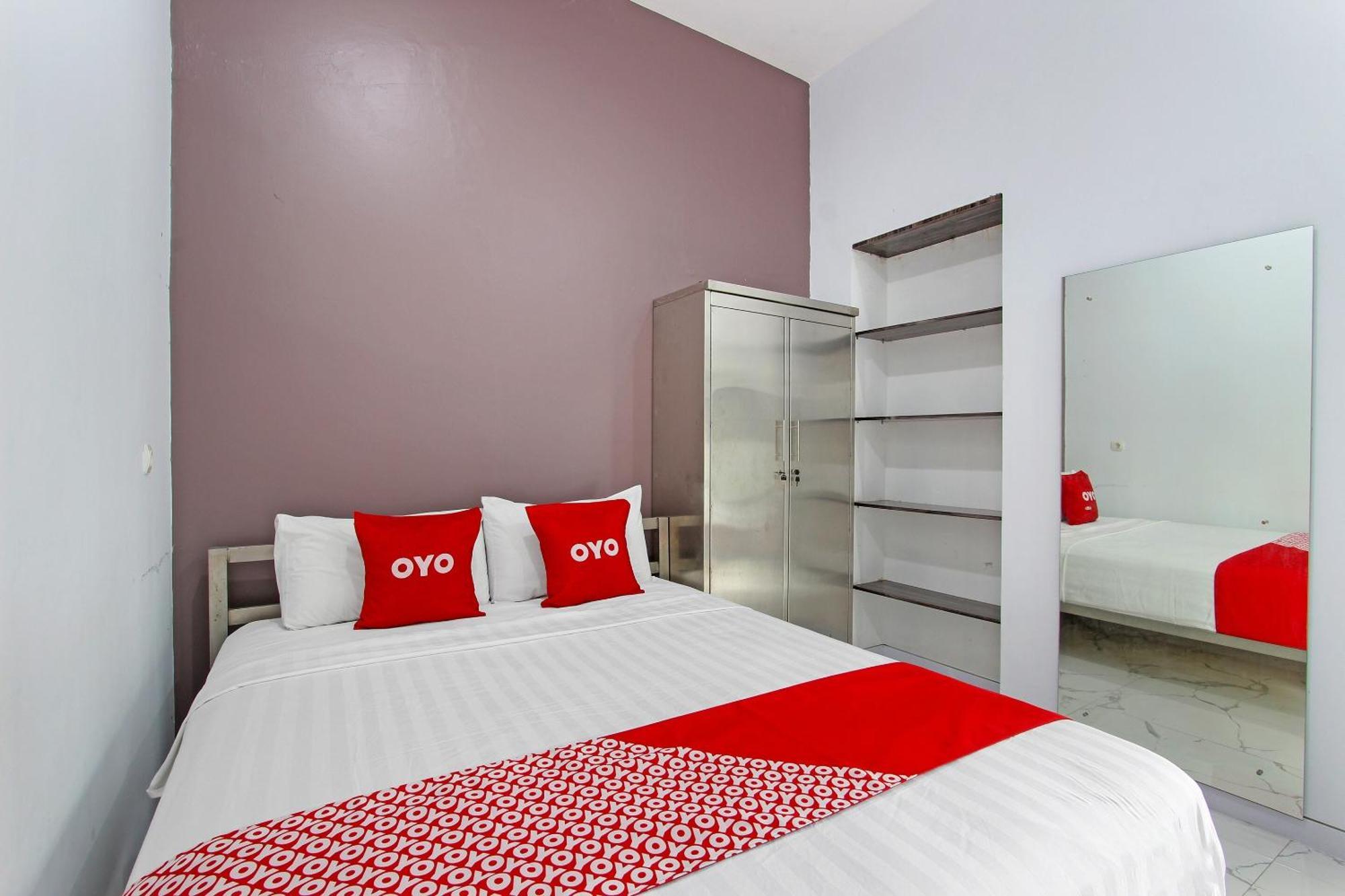 Super Oyo Capital O 91665 D'Prof Exclusive Guesthouse Semarang Bagian luar foto